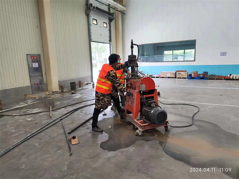 祁阳厂房地面下沉塌陷注浆加固施工